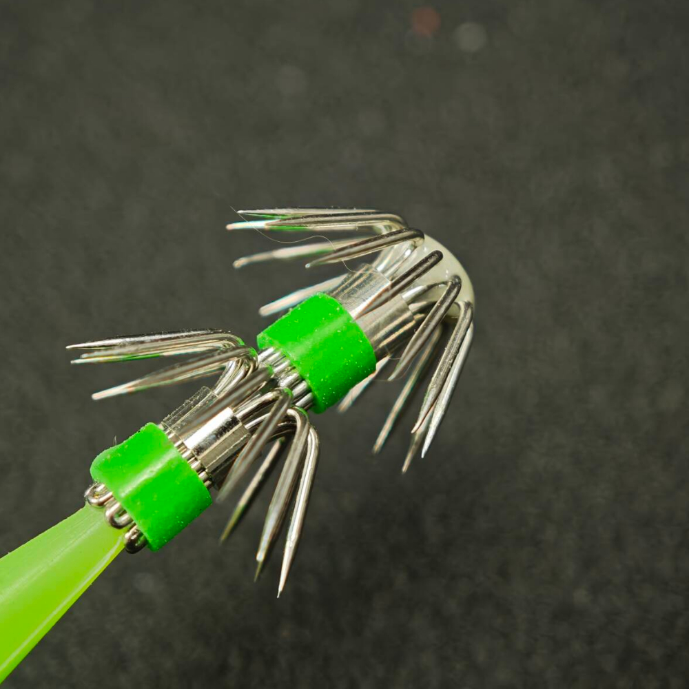 Ackibbik 5pcs/box Glow Squid J - Fishing Hook Jig review and price